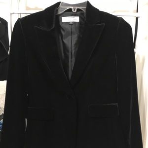 The perfect black velvet blazer